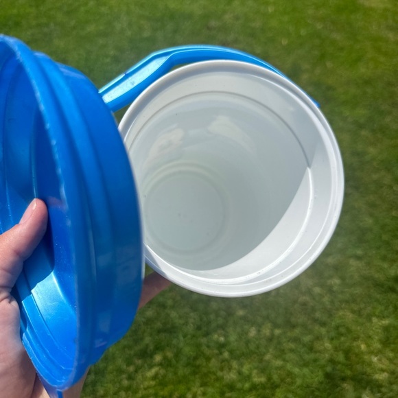 Mickey Mouse Where dreams come true Holiday Disneyland Souvenir Popcorn … - Picture 5 of 6